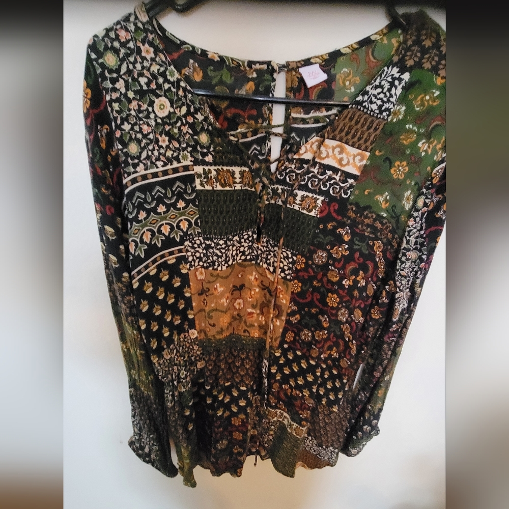 LONG SLEEVE TOP